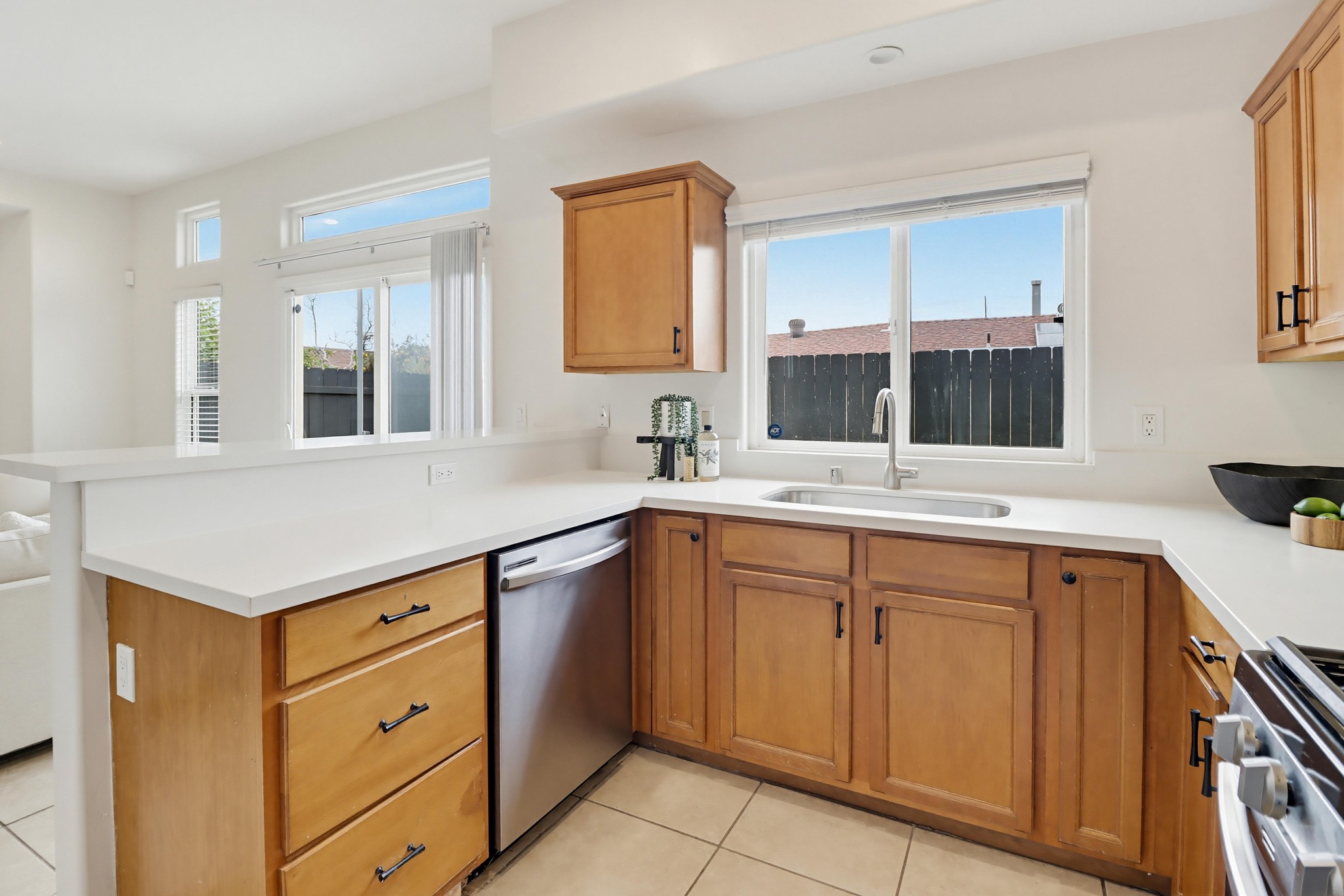 Virtual tour photo 21 of 50 for 1774 Elm Ave