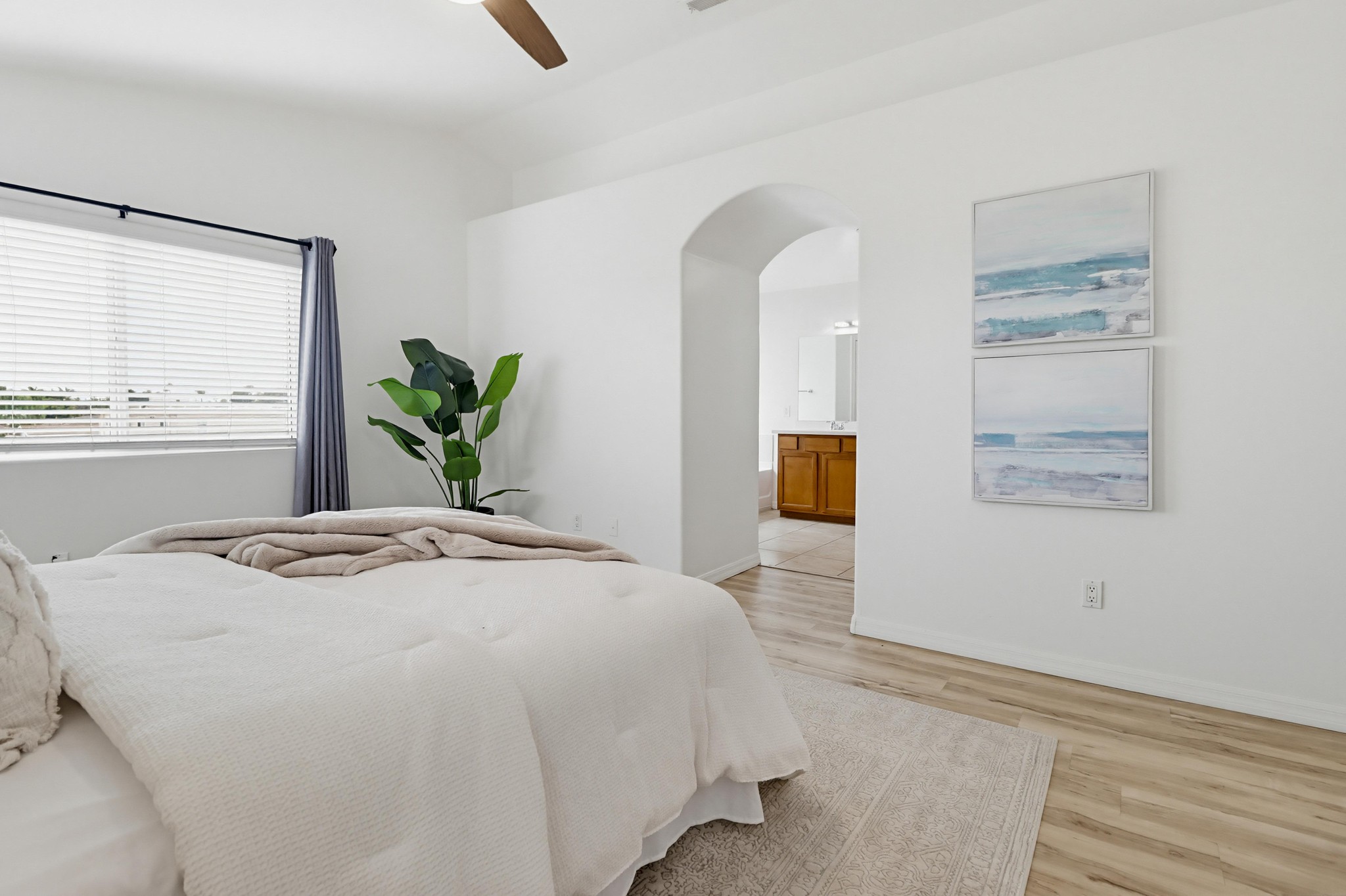 Virtual tour photo 27 of 50 for 1774 Elm Ave