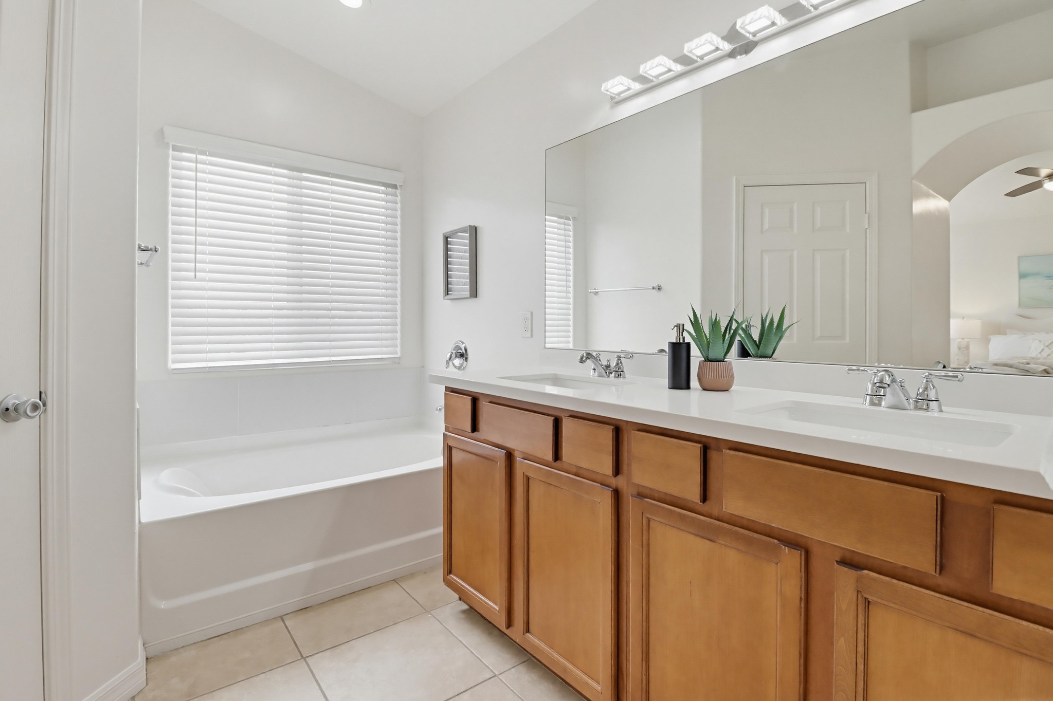 Virtual tour photo 30 of 50 for 1774 Elm Ave