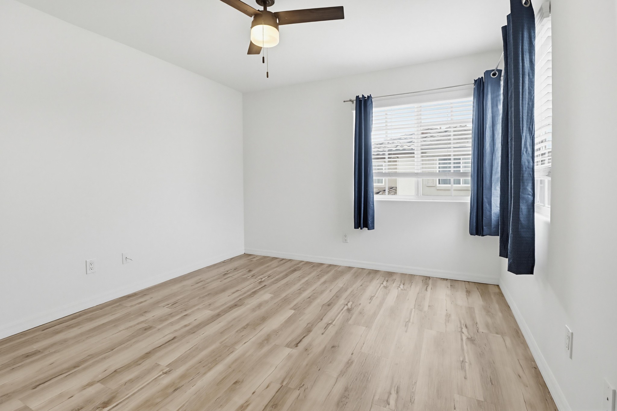 Virtual tour photo 41 of 50 for 1774 Elm Ave
