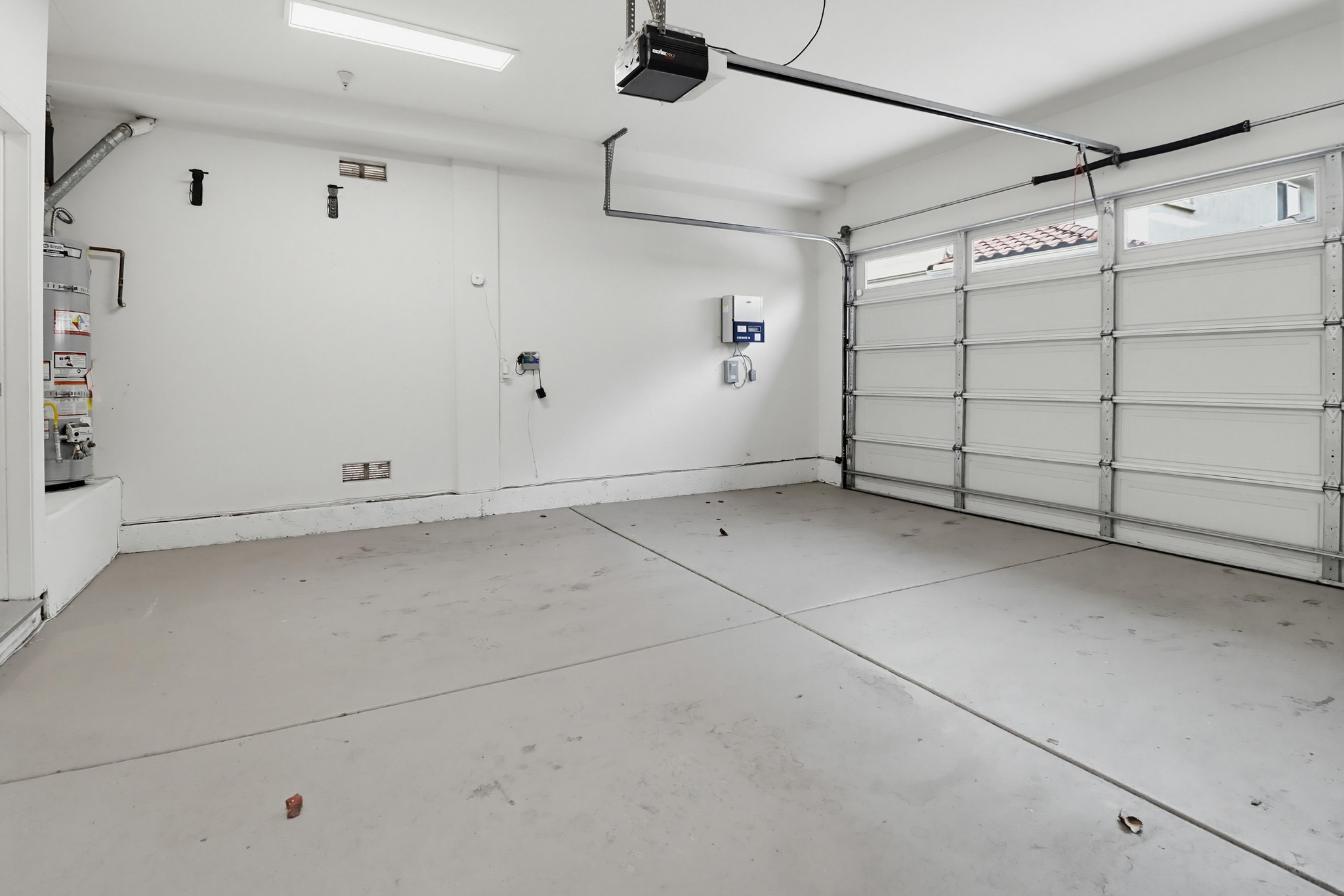 Virtual tour photo 44 of 50 for 1774 Elm Ave
