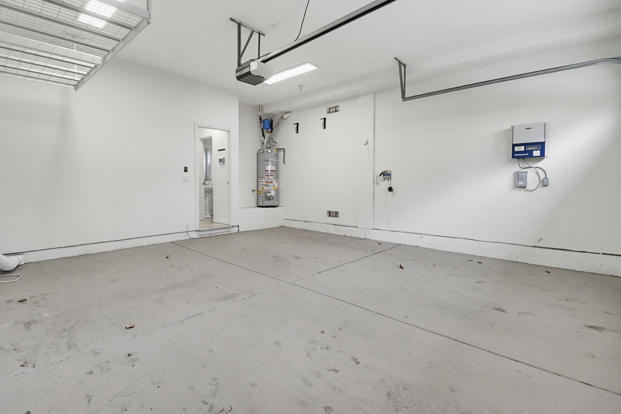 Virtual tour photo 45 of 50 for 1774 Elm Ave