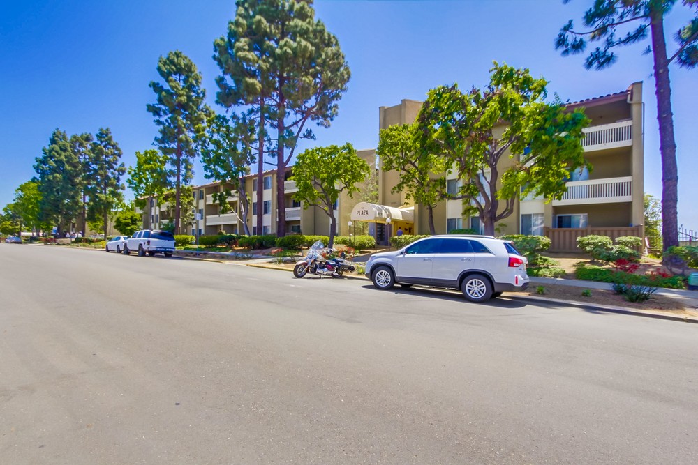 Virtual tour photo 1 of 43 for 1775 Diamond Street #312