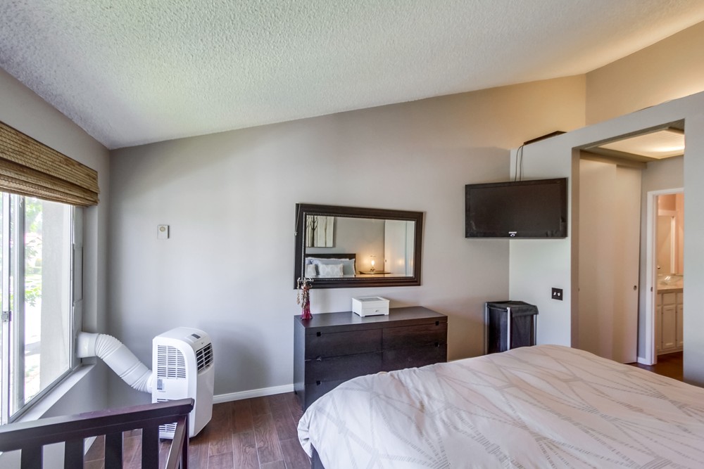 Virtual tour photo 21 of 43 for 1775 Diamond Street #312