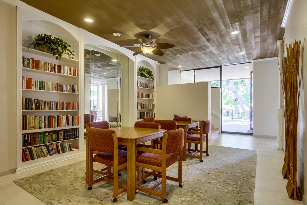 Virtual tour photo 34 of 43 for 1775 Diamond Street #312