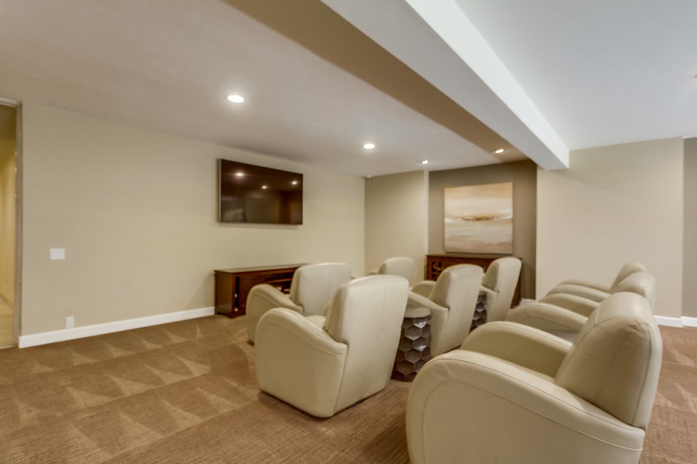 Virtual tour photo 35 of 43 for 1775 Diamond Street #312