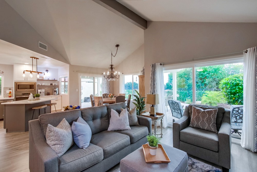 Virtual tour photo 7 of 36 for 17756 Corte Sobrado