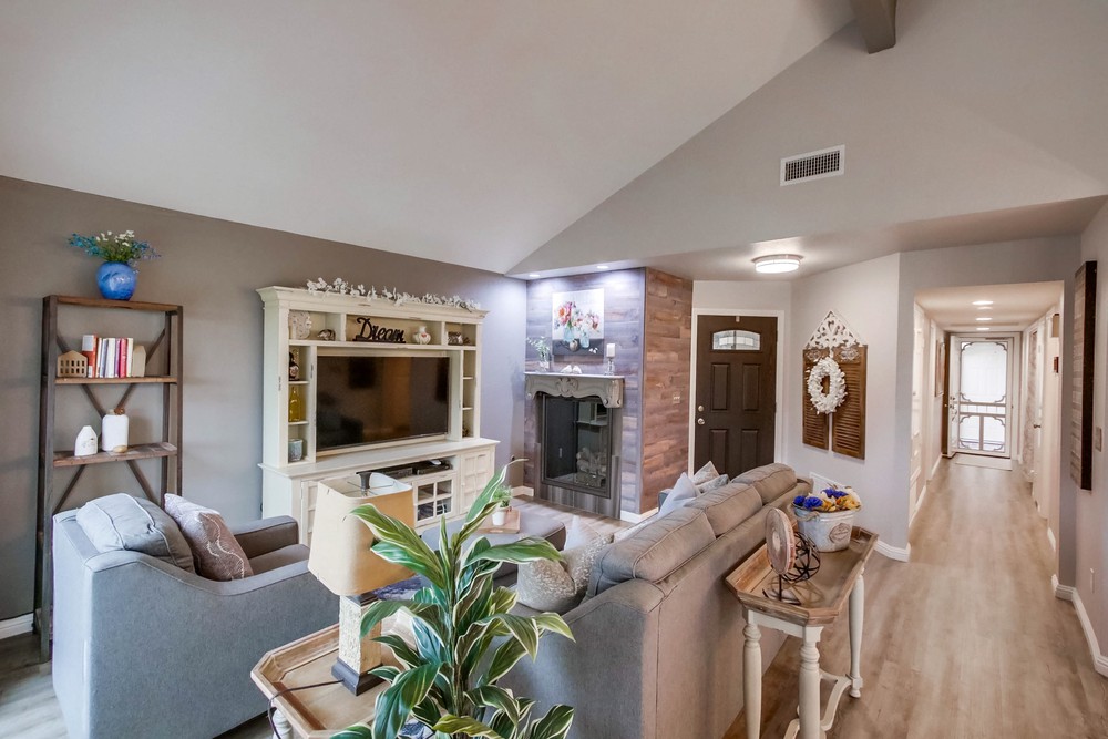 Virtual tour photo 9 of 36 for 17756 Corte Sobrado