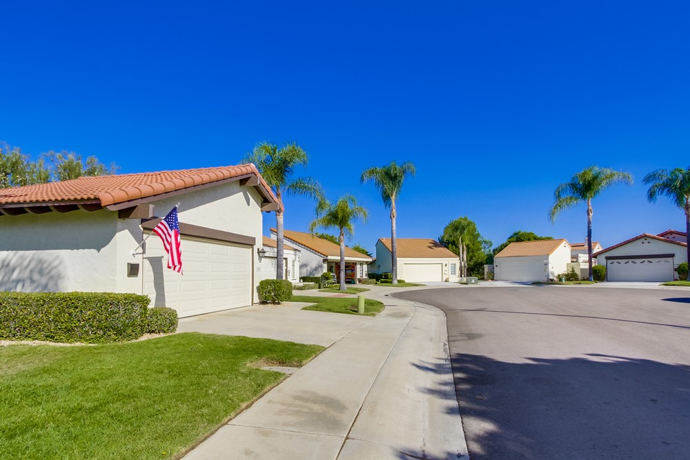 Virtual tour photo 5 of 42 for 17756 Corte Sobrado