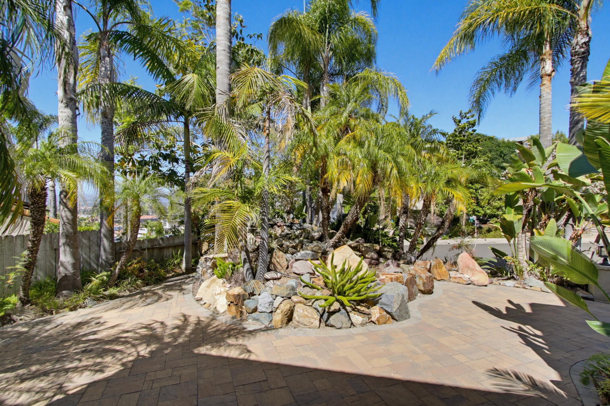 Virtual tour photo 8 of 64 for 17766 Aguamiel Rd