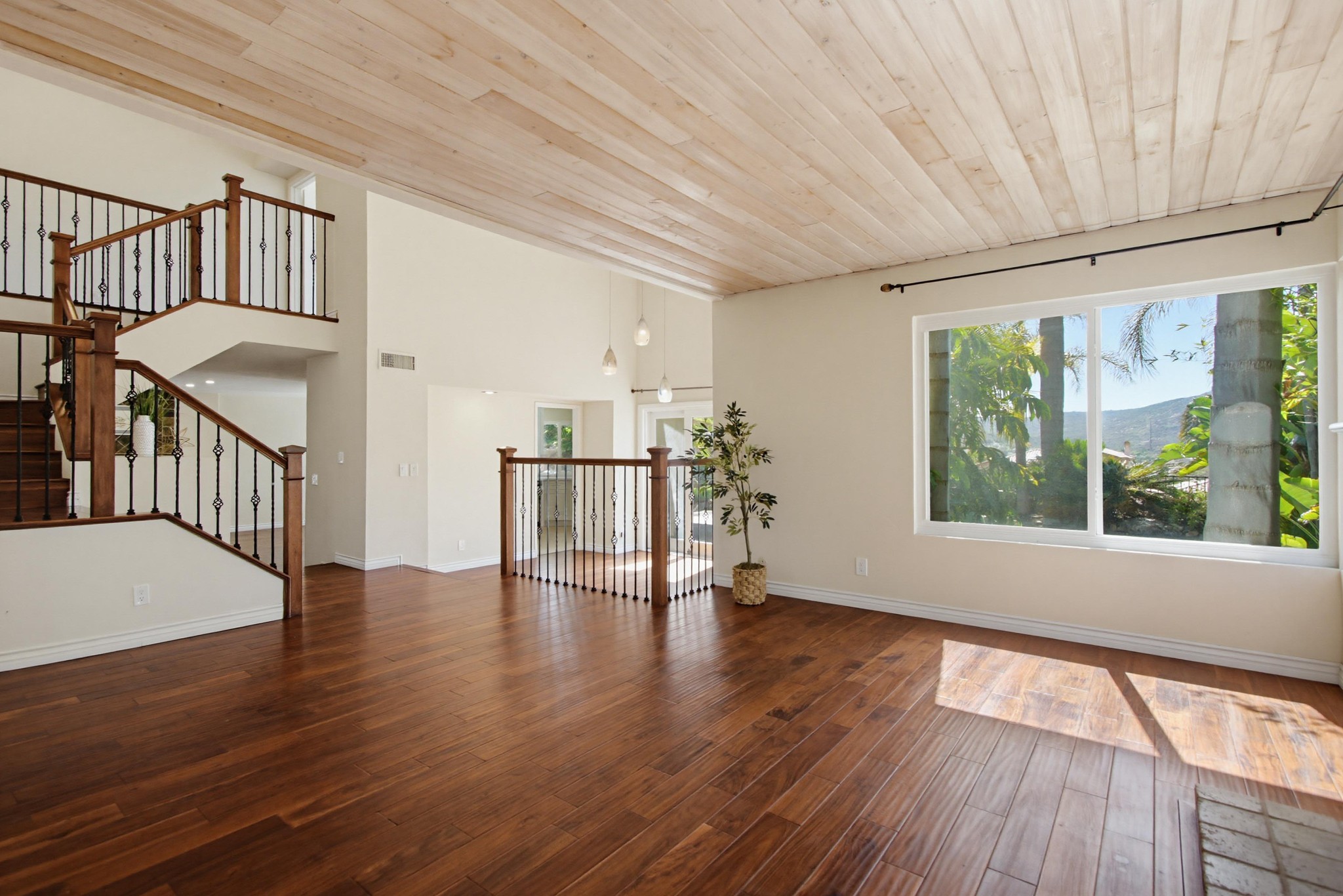 Virtual tour photo 10 of 64 for 17766 Aguamiel Rd