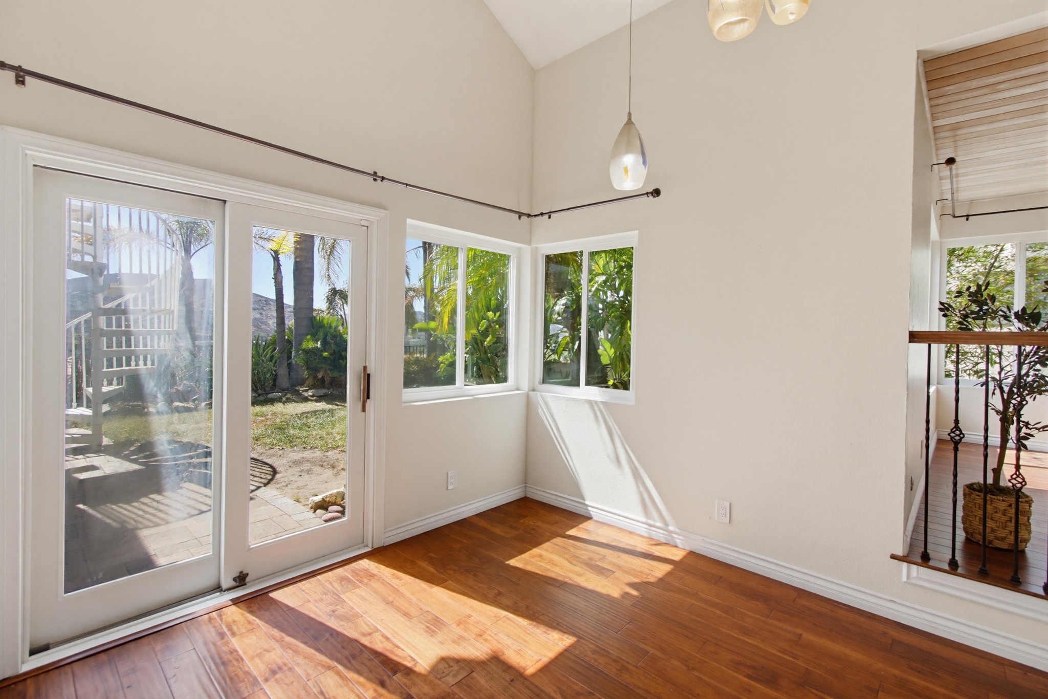 Virtual tour photo 13 of 64 for 17766 Aguamiel Rd