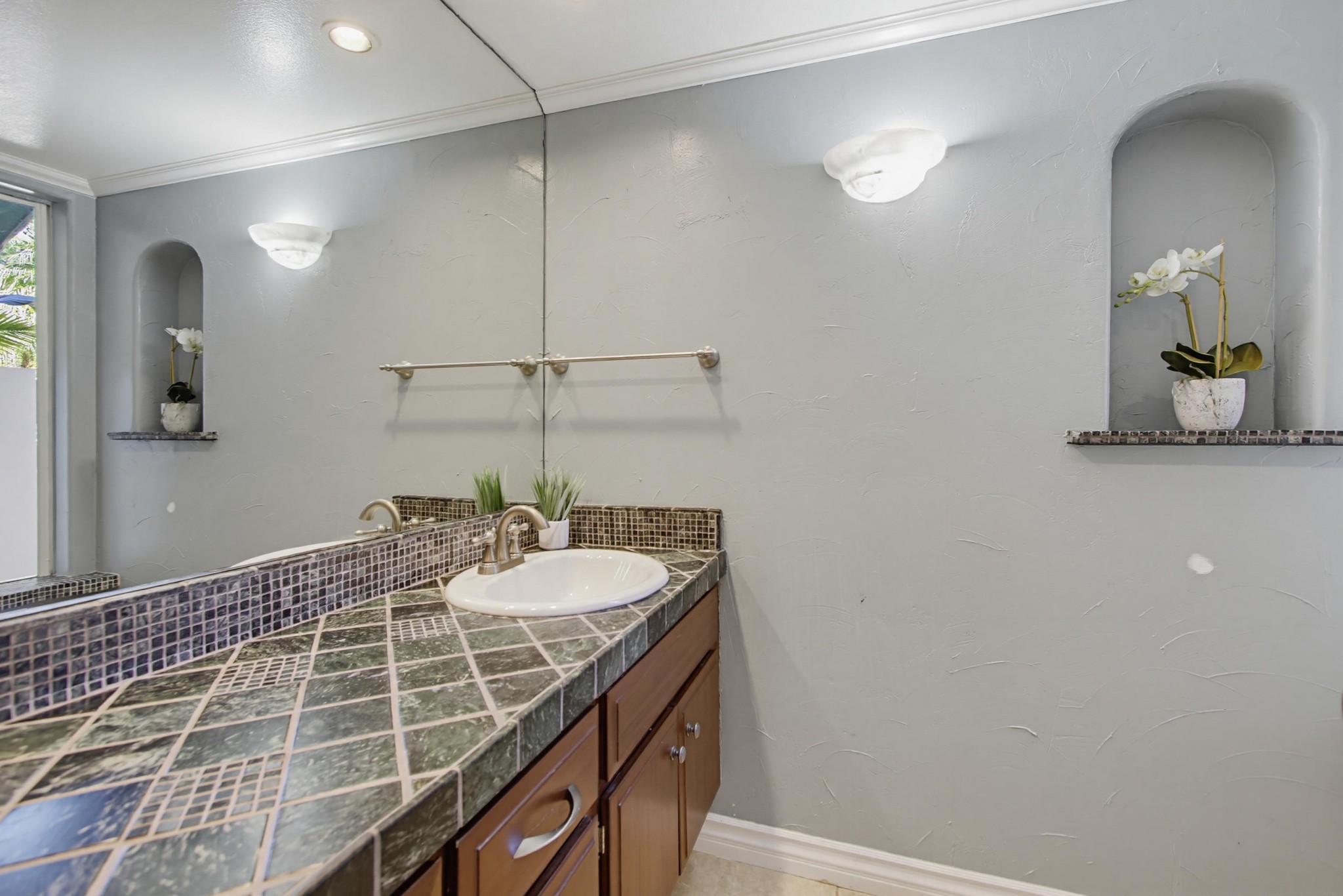 Virtual tour photo 25 of 64 for 17766 Aguamiel Rd