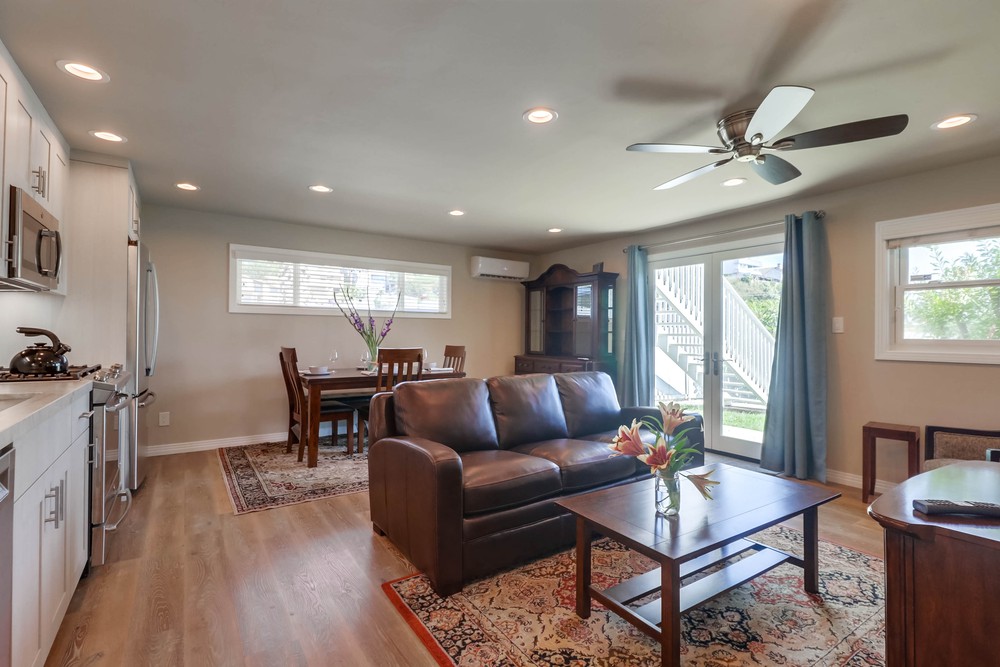 Virtual tour photo 15 of 40 for 1777 Plum St
