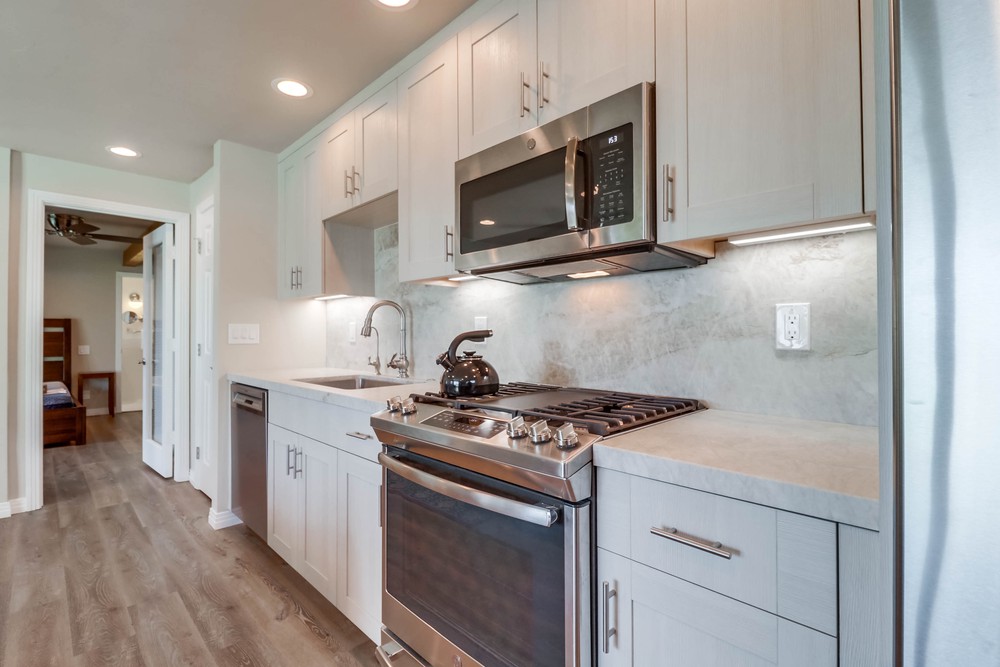 Virtual tour photo 17 of 40 for 1777 Plum St