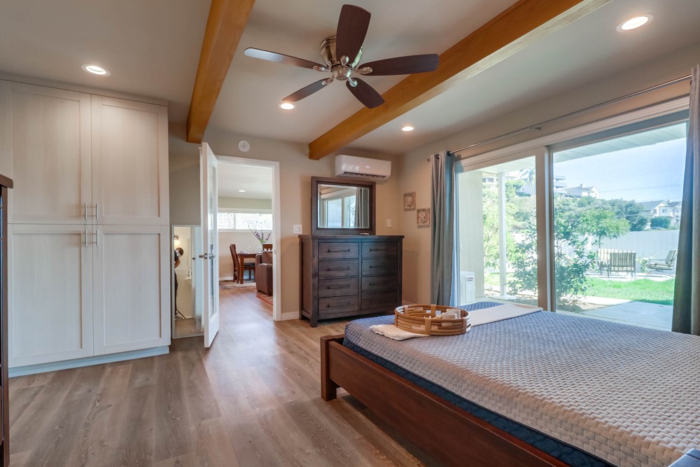 Virtual tour photo 21 of 40 for 1777 Plum St