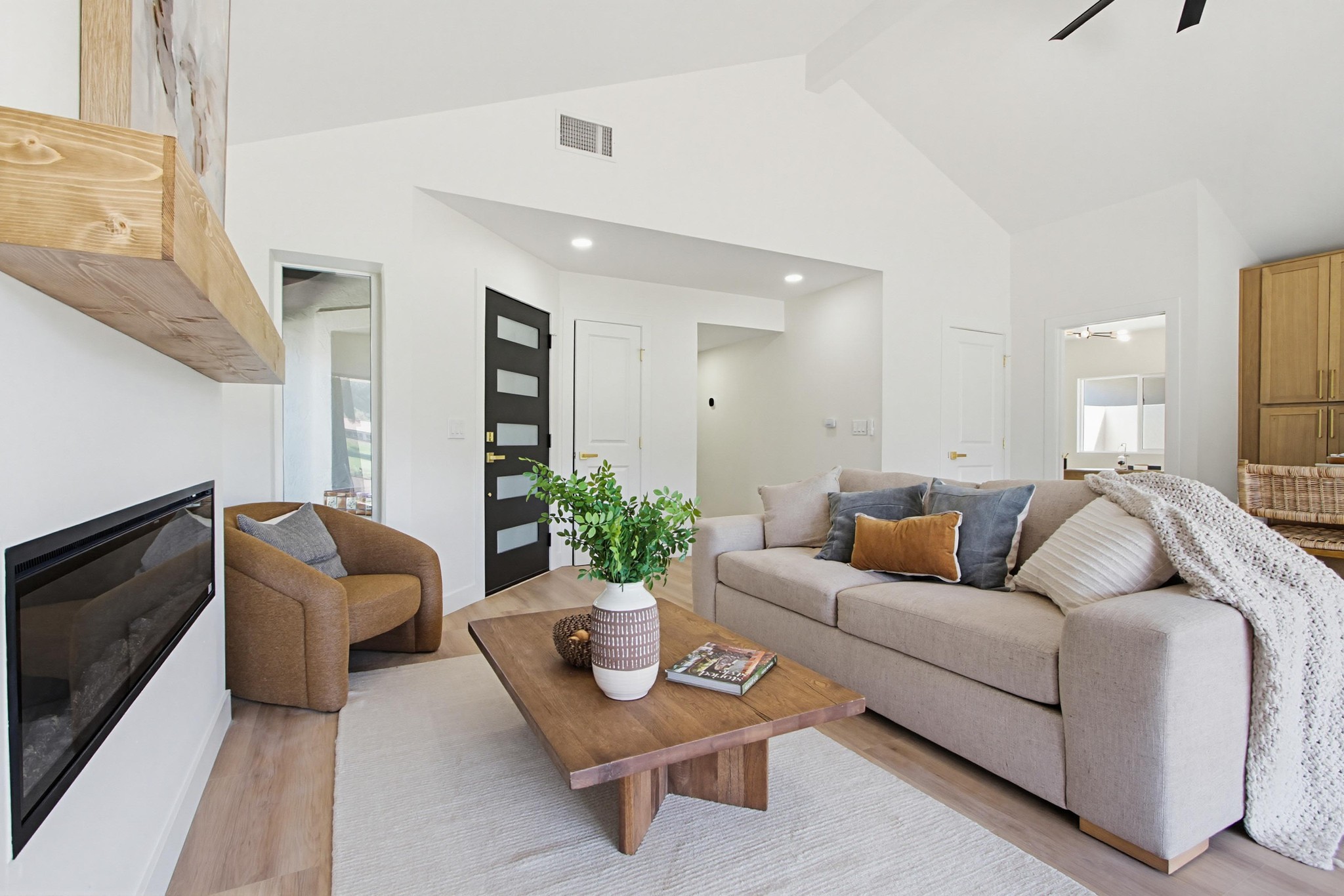 Virtual tour photo 12 of 53 for 17788 Caminito Balata