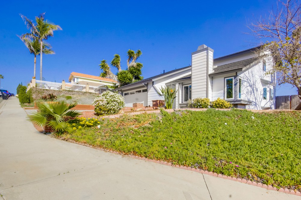 Virtual tour photo 4 of 59 for 1779 Olamar Way