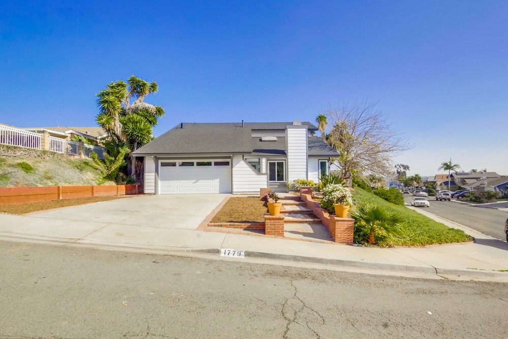 Virtual tour photo 6 of 59 for 1779 Olamar Way