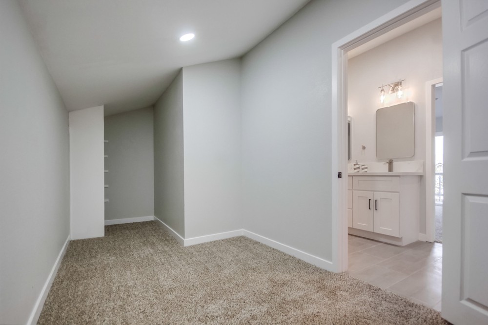 Virtual tour photo 36 of 59 for 1779 Olamar Way