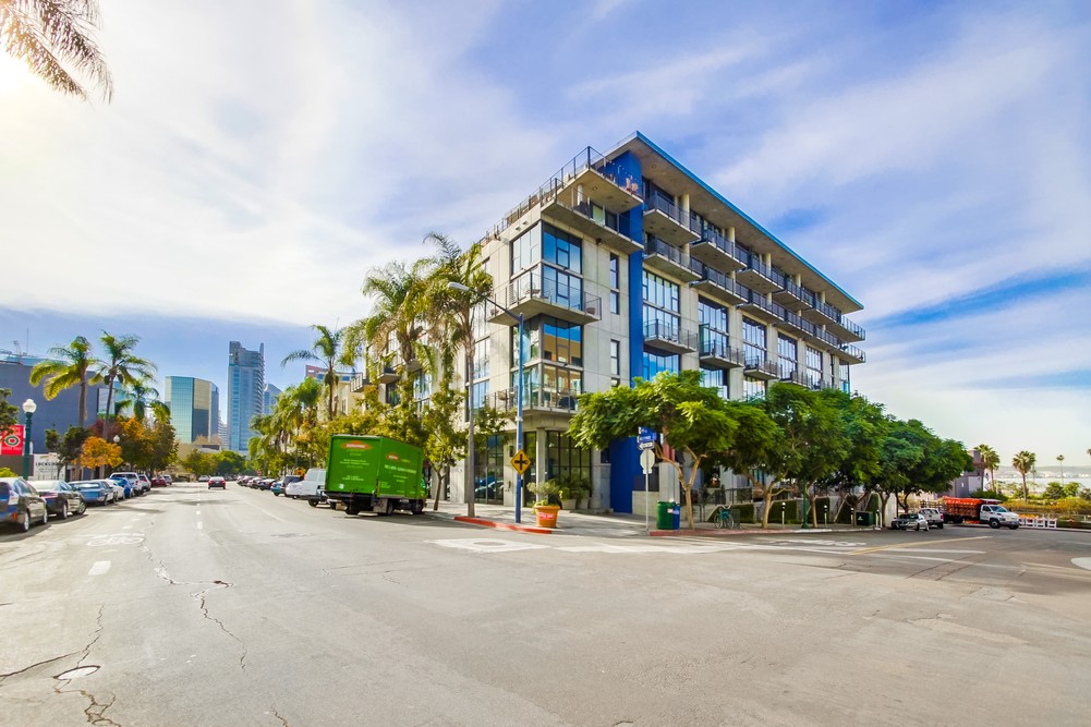Virtual tour photo 1 of 43 for 1780 Kettner Blvd #201