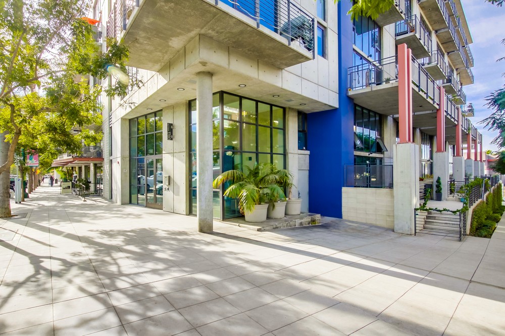 Virtual tour photo 5 of 43 for 1780 Kettner Blvd #201