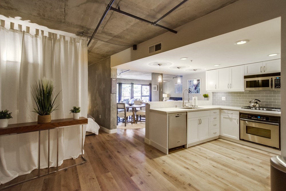 Virtual tour photo 14 of 43 for 1780 Kettner Blvd #201