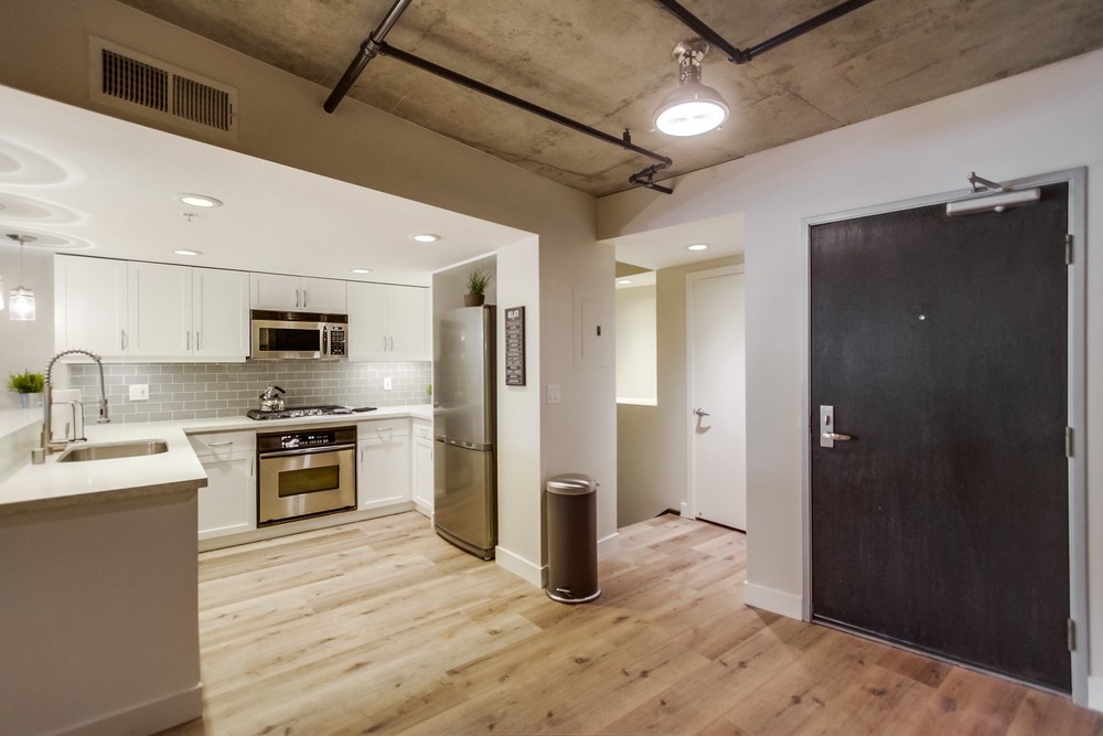 Virtual tour photo 15 of 43 for 1780 Kettner Blvd #201