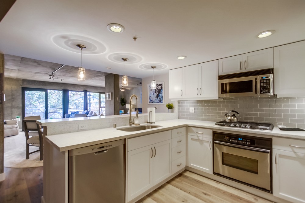 Virtual tour photo 16 of 43 for 1780 Kettner Blvd #201