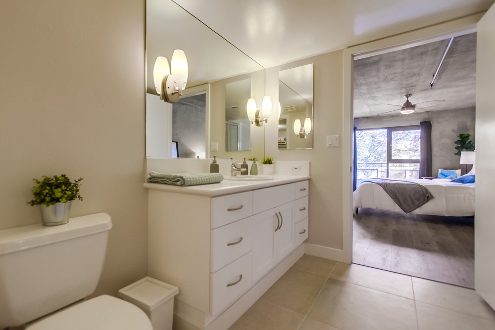 Virtual tour photo 27 of 43 for 1780 Kettner Blvd #201