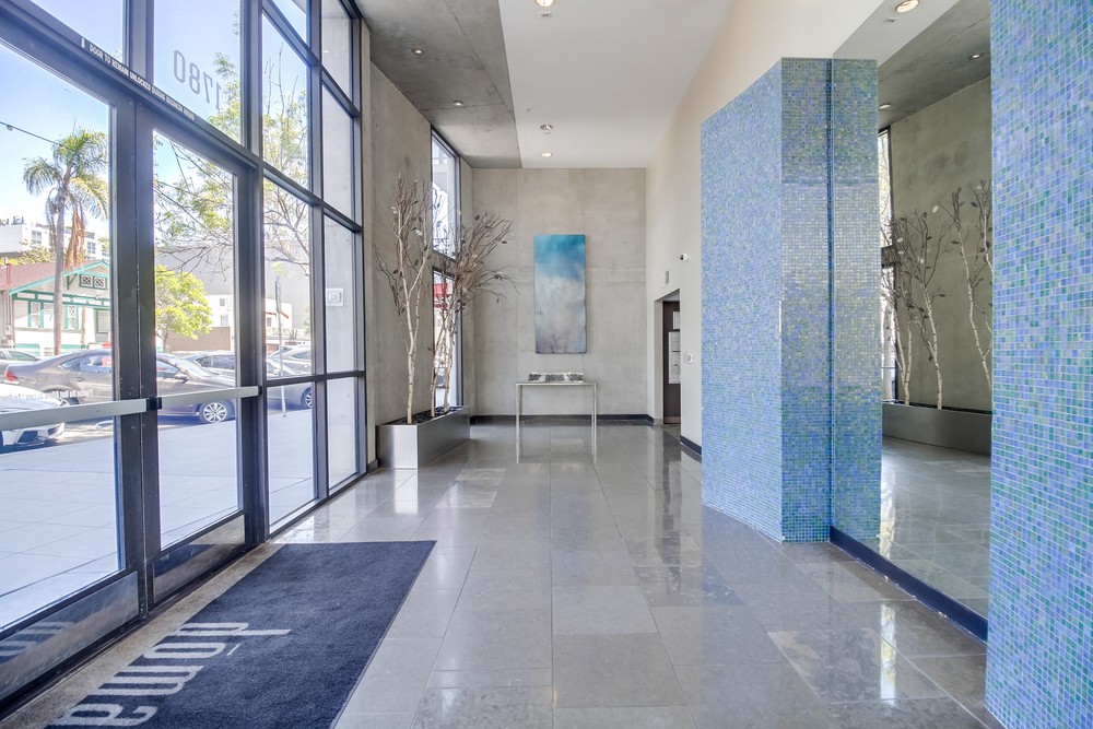Virtual tour photo 11 of 61 for 1780 Kettner Blvd