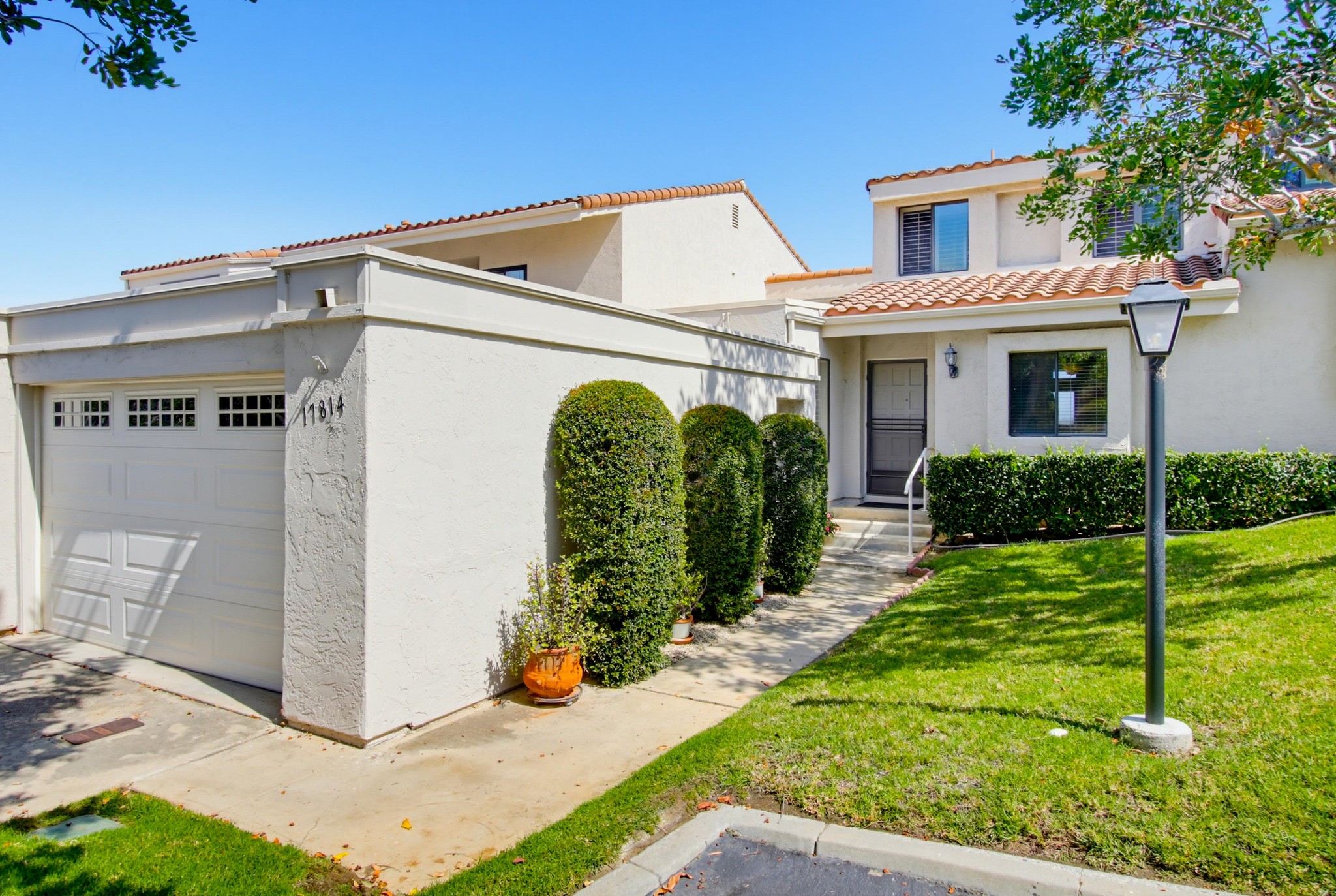 Virtual tour photo 3 of 47 for 17814 Villamoura Dr