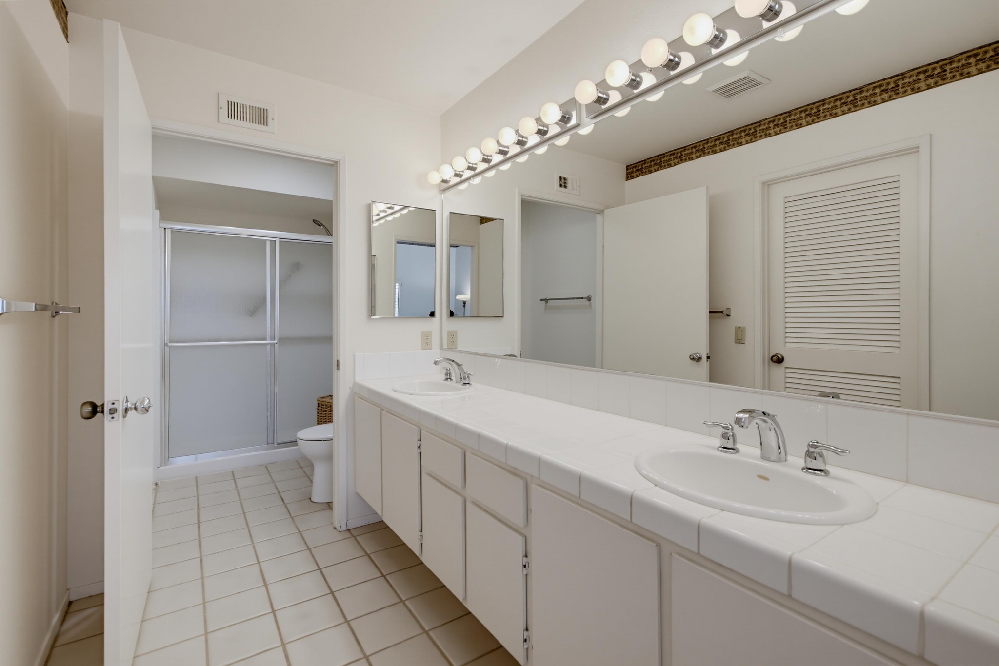 Virtual tour photo 22 of 47 for 17814 Villamoura Dr