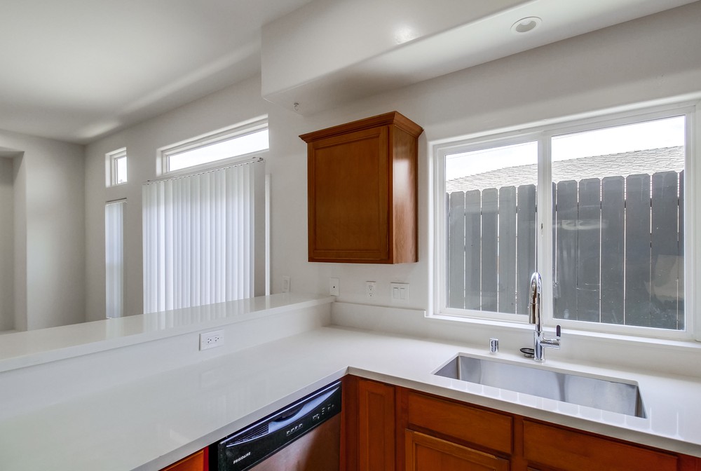Virtual tour photo 15 of 45 for 1784 Elm Ave