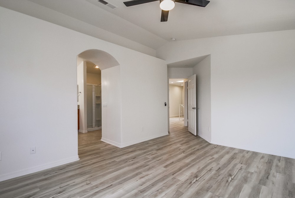Virtual tour photo 23 of 45 for 1784 Elm Ave