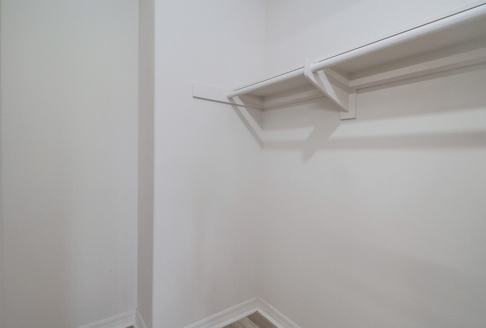 Virtual tour photo 27 of 45 for 1784 Elm Ave