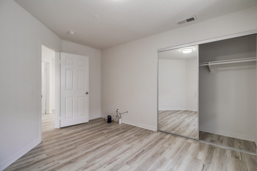 Virtual tour photo 29 of 45 for 1784 Elm Ave