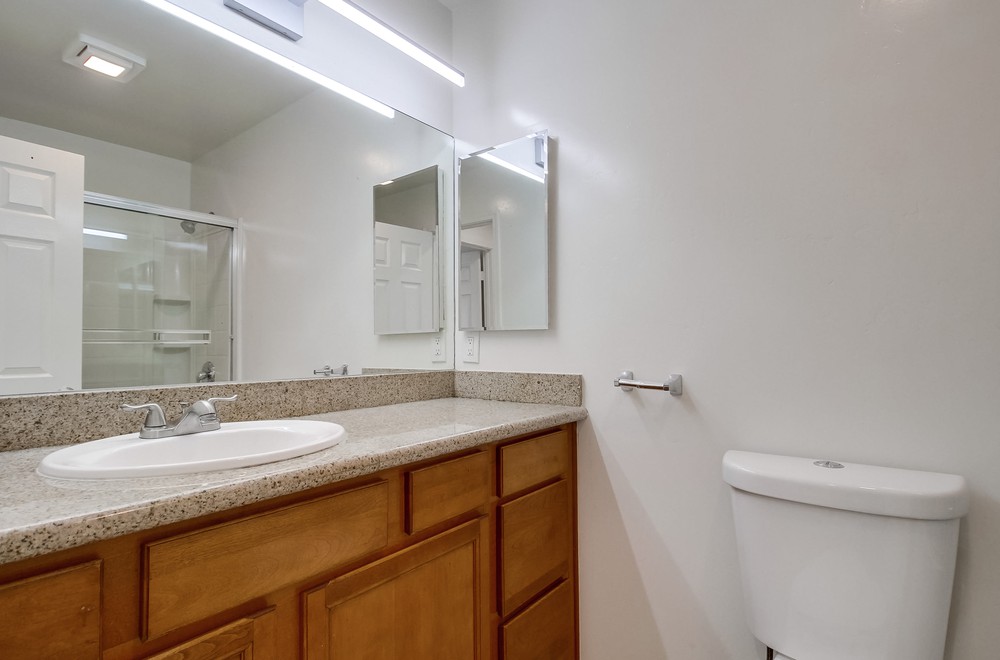 Virtual tour photo 35 of 45 for 1784 Elm Ave