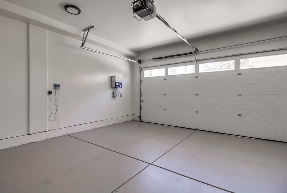 Virtual tour photo 38 of 45 for 1784 Elm Ave