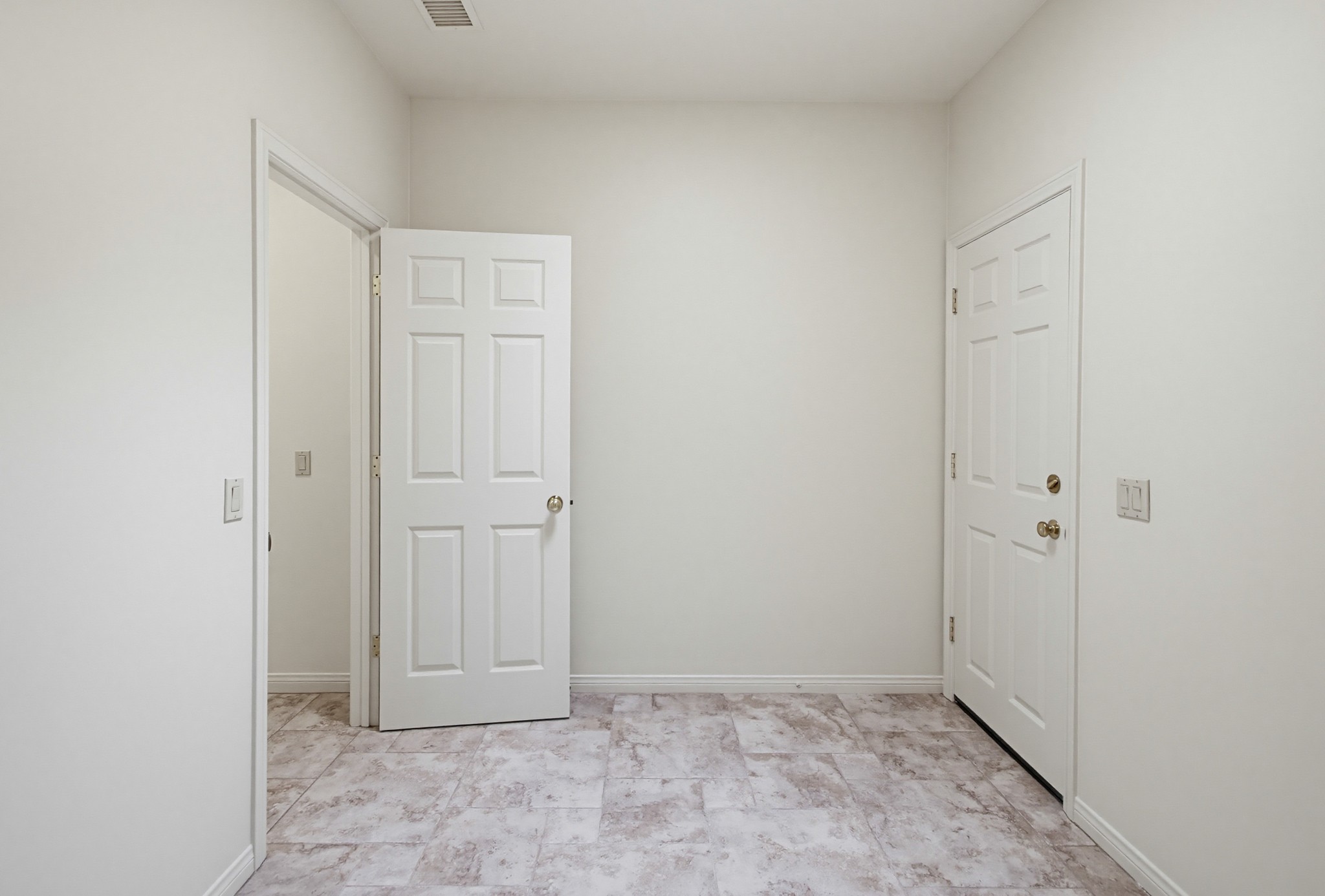 Virtual tour photo 81 of 172 for 17844 Joyas Ct