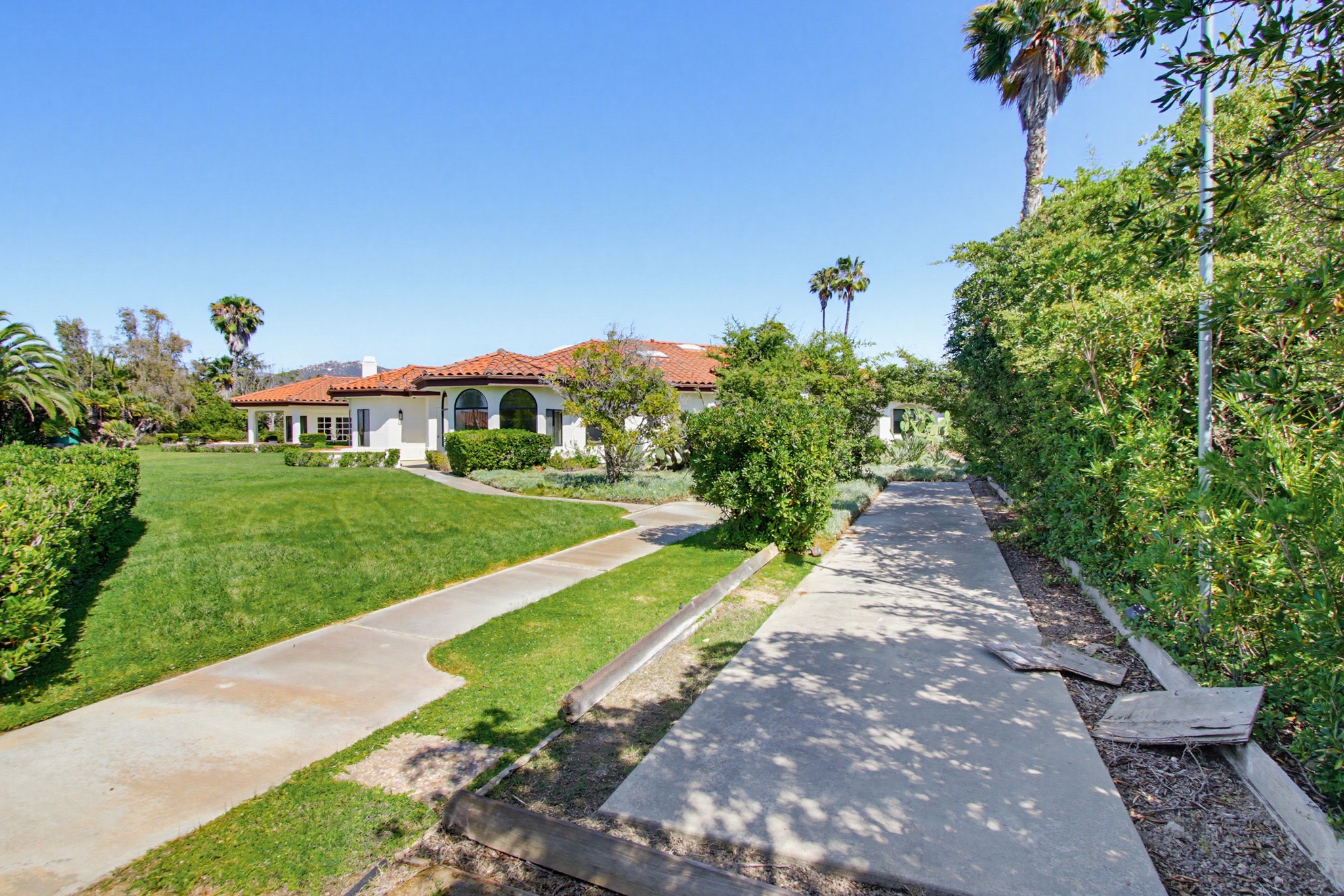 Virtual tour photo 100 of 172 for 17844 Joyas Ct