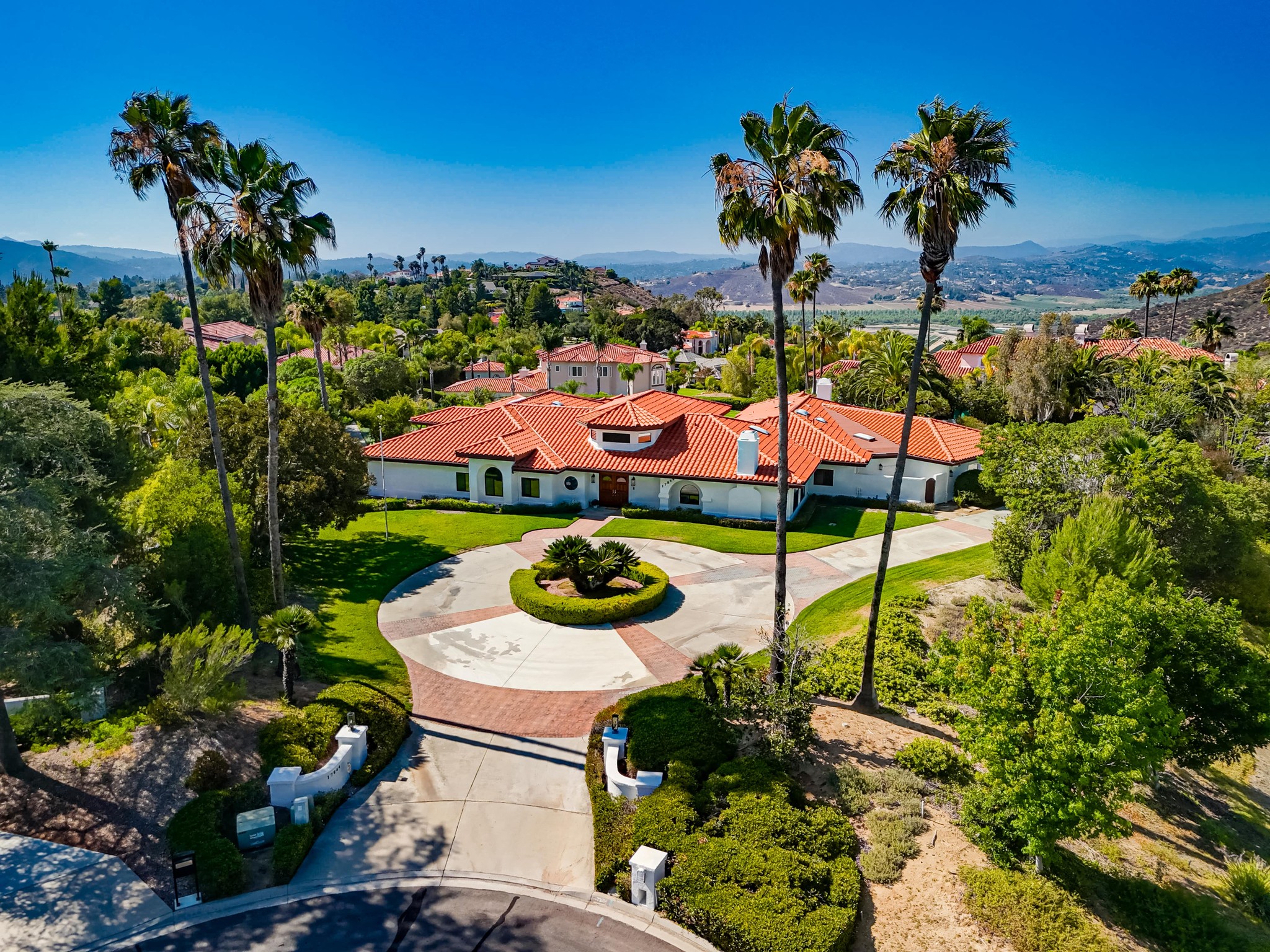 Virtual tour photo 1 of 44 for 17844 Joyas Ct