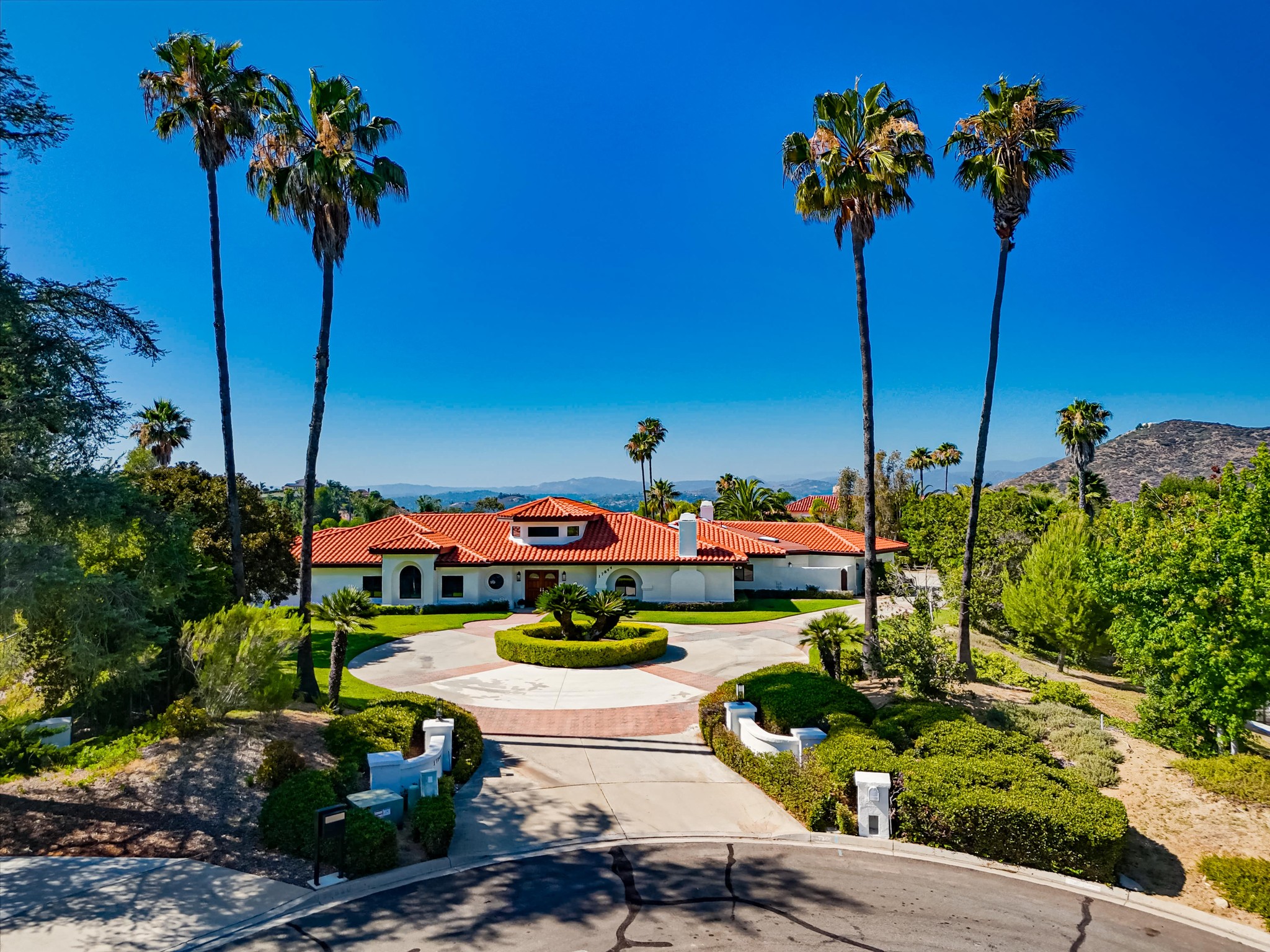 Virtual tour photo 3 of 44 for 17844 Joyas Ct