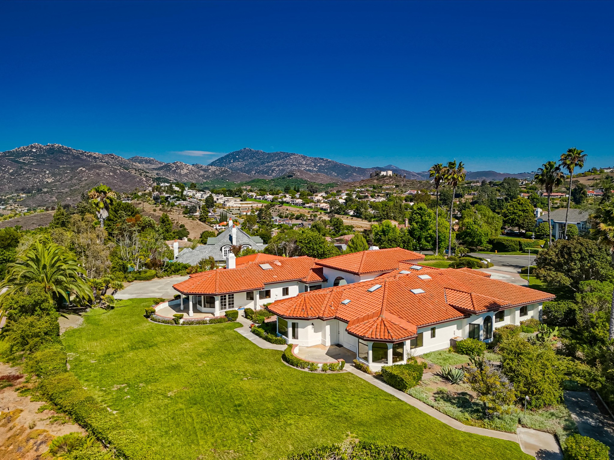 Virtual tour photo 12 of 44 for 17844 Joyas Ct