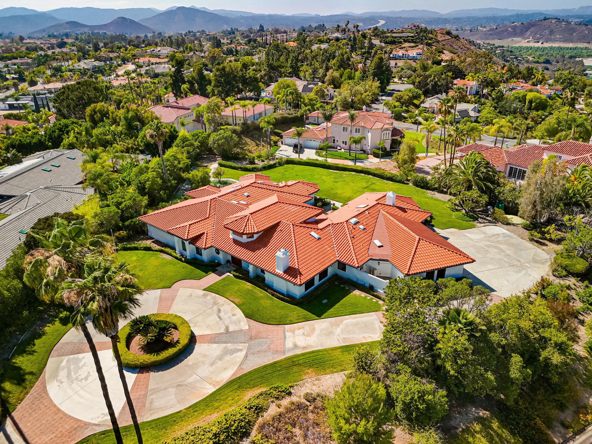 Virtual tour photo 23 of 44 for 17844 Joyas Ct