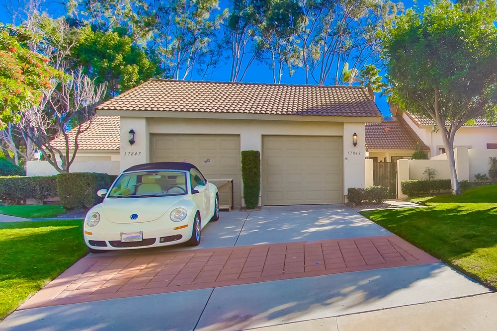 Virtual tour photo 1 of 35 for 17847 Avenida Alozdra