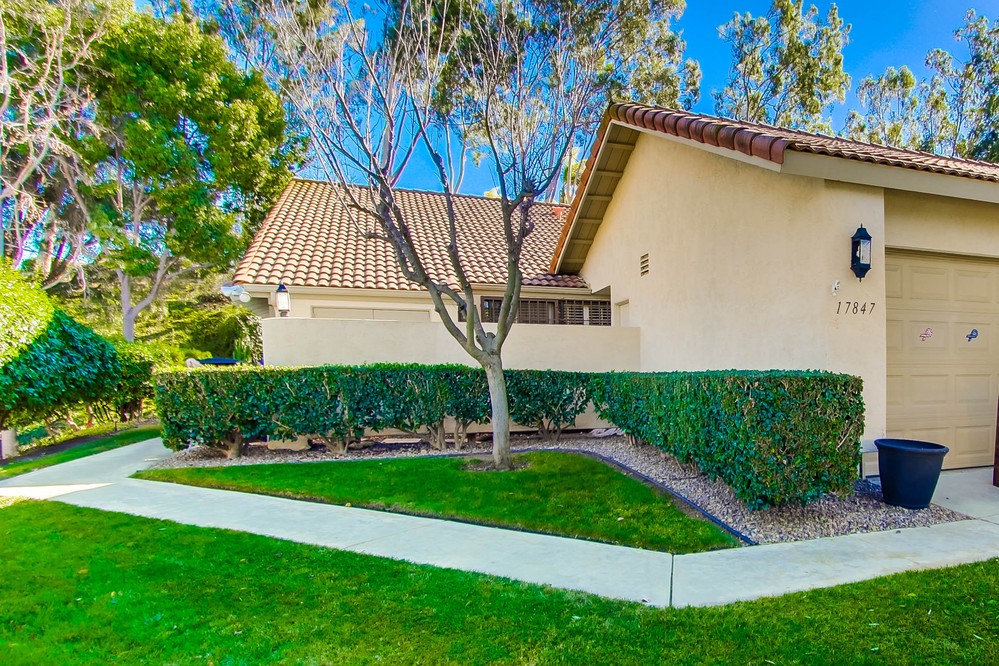 Virtual tour photo 4 of 35 for 17847 Avenida Alozdra