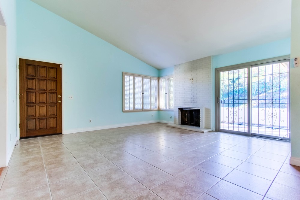 Virtual tour photo 7 of 35 for 17847 Avenida Alozdra