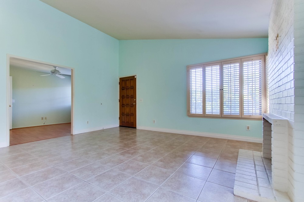 Virtual tour photo 8 of 35 for 17847 Avenida Alozdra
