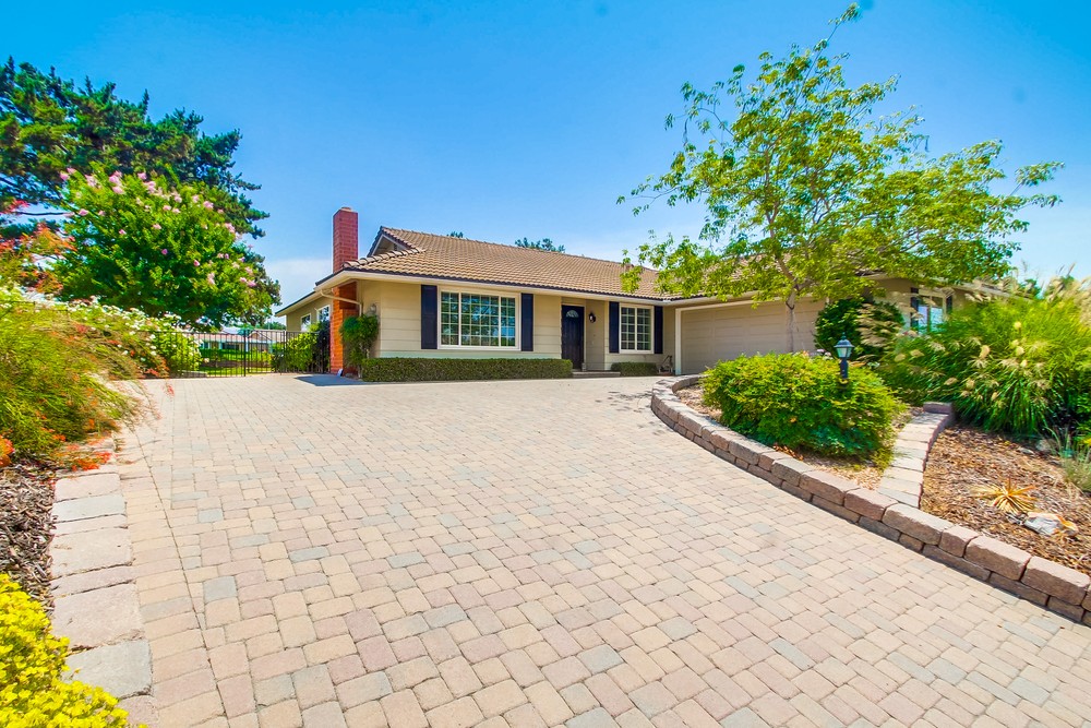 Virtual tour photo 4 of 62 for 17861 Sintonte Dr